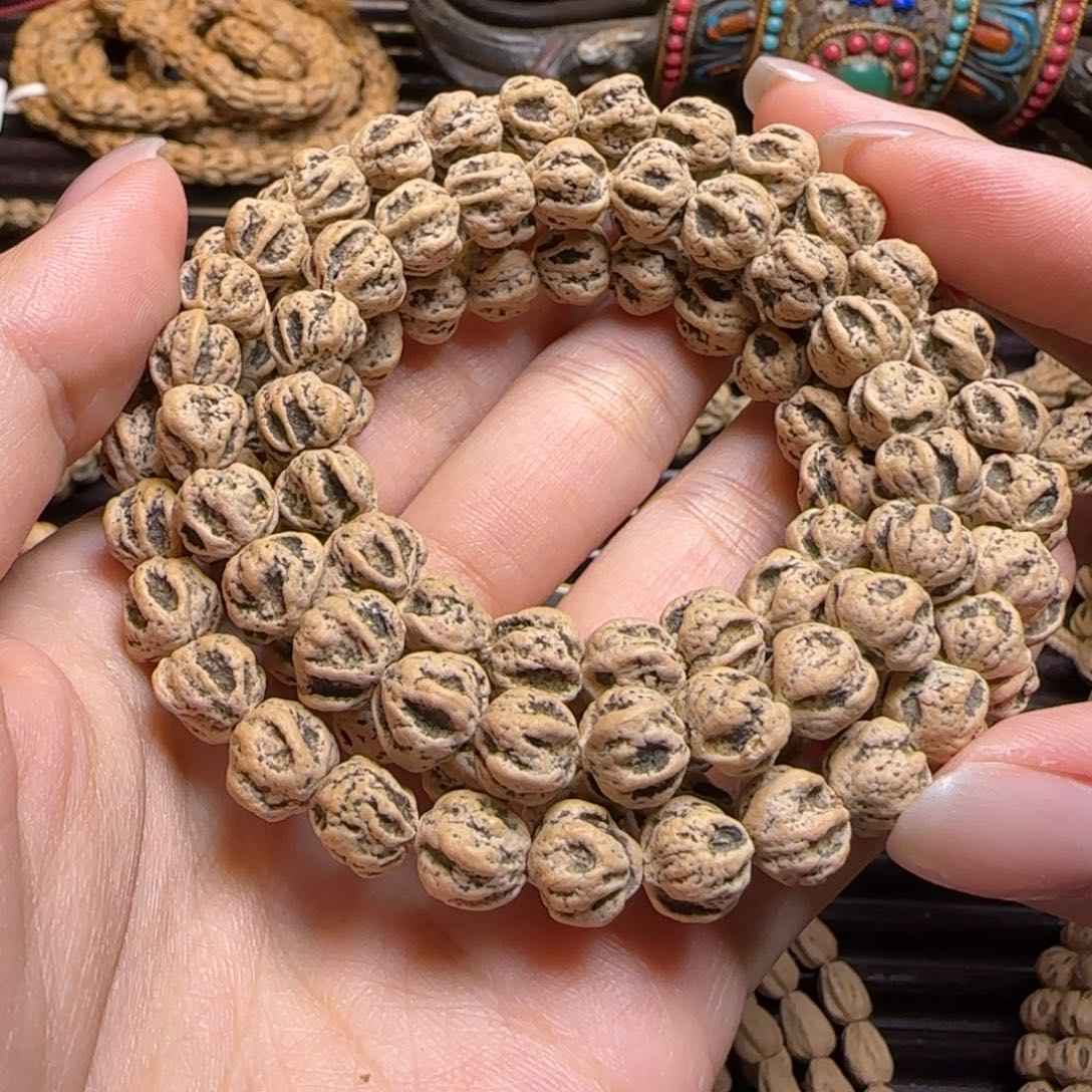 柏香籽/百香籽吊坠碧**天