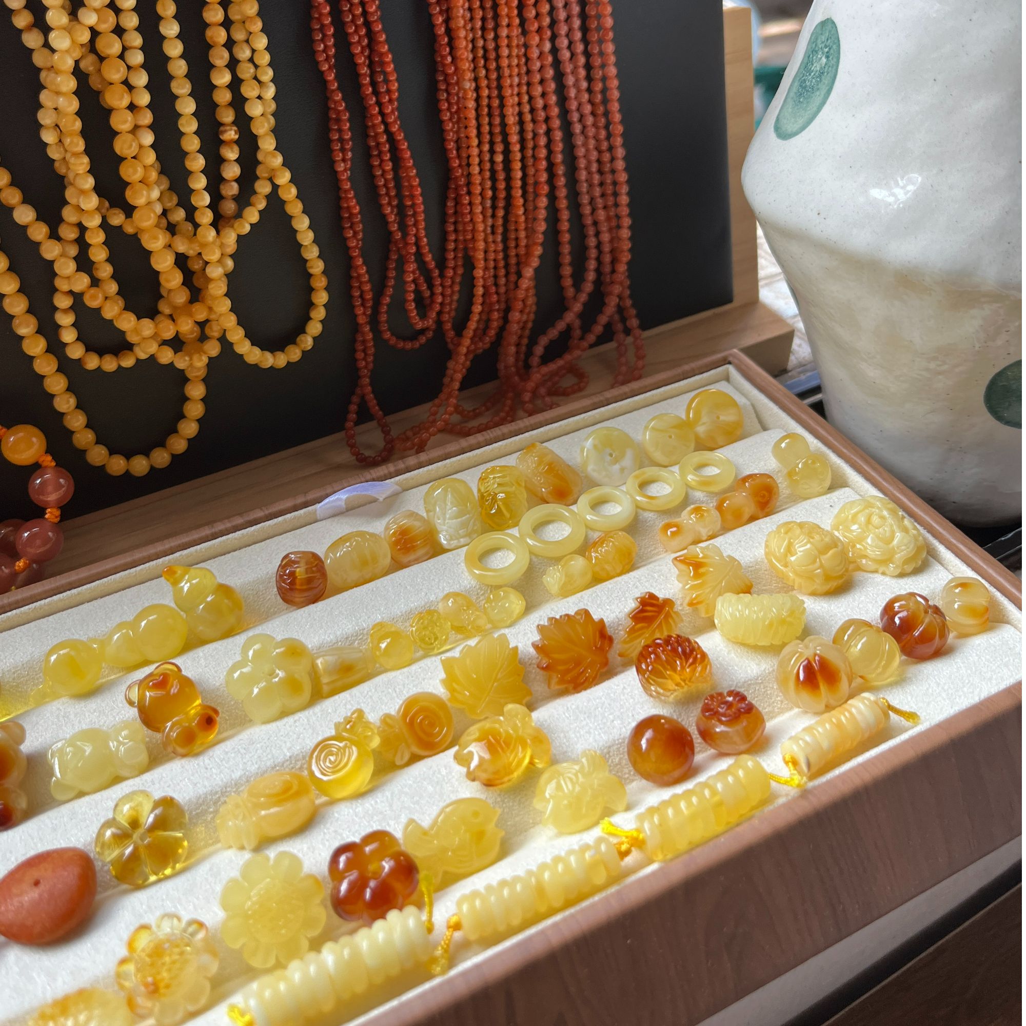 直播间专拍天然琥珀蜜蜡配饰DIY（勿乱拍，拍错发弹力绳，默认微瑕）