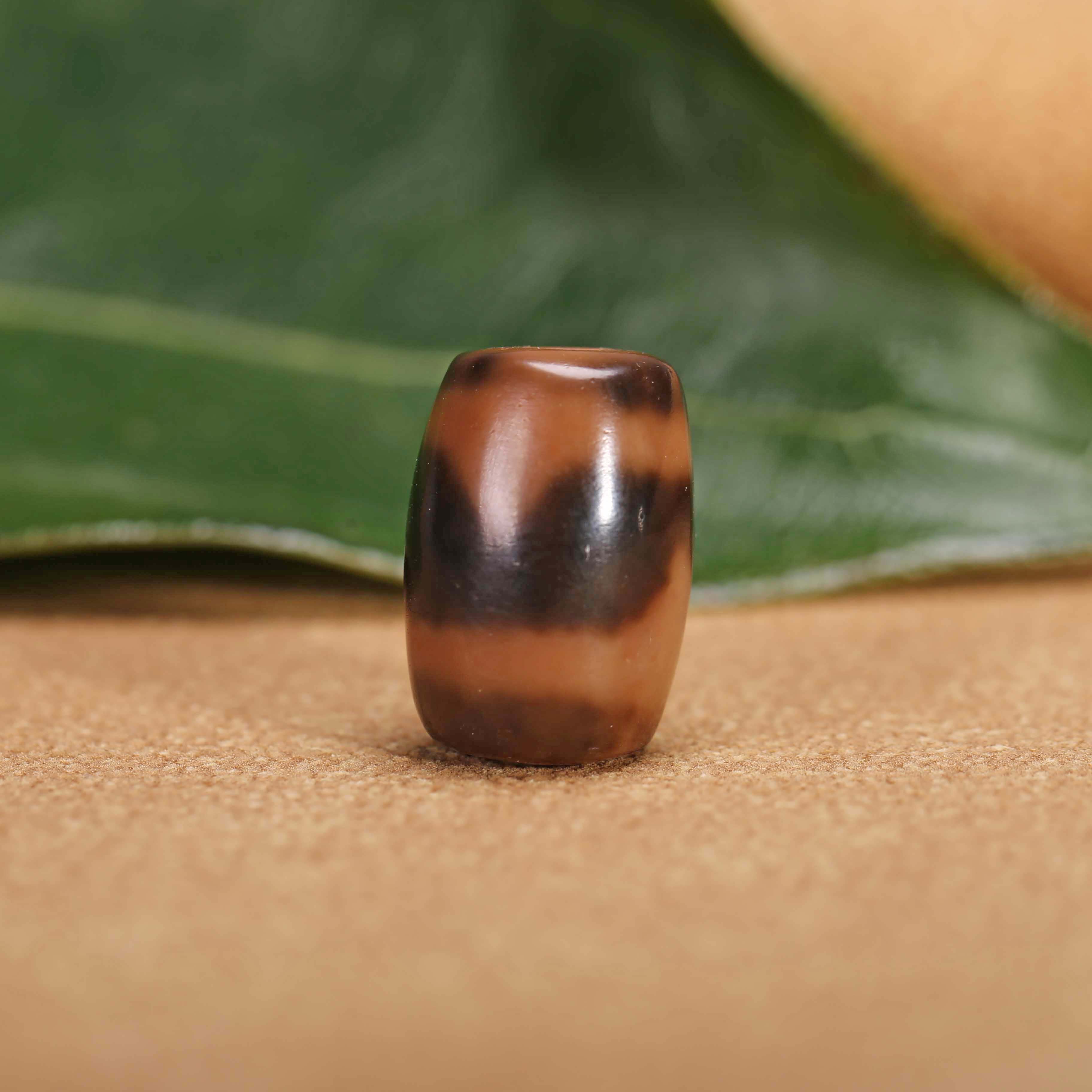 【济文阁】JOY25010334民国 虎牙纹玛瑙勒子