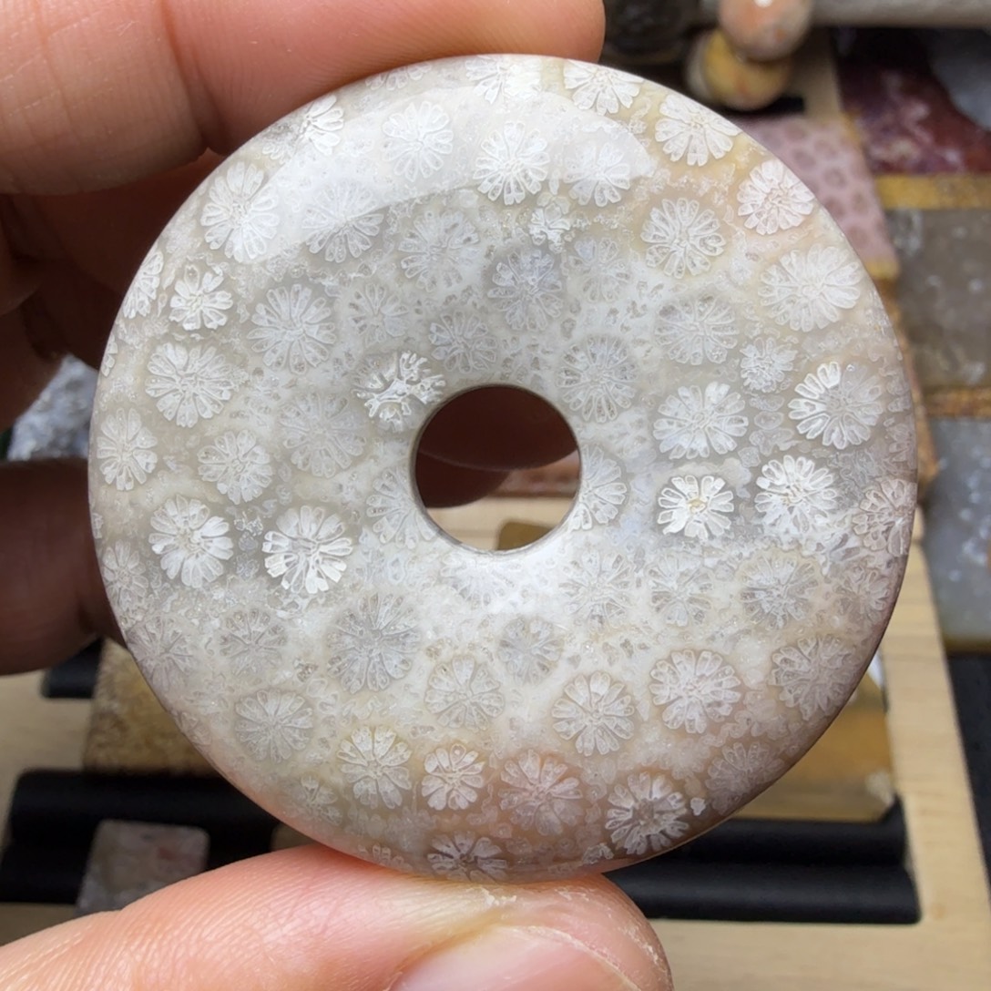 硅化玉未镶嵌纯天然色有机玉石保真色