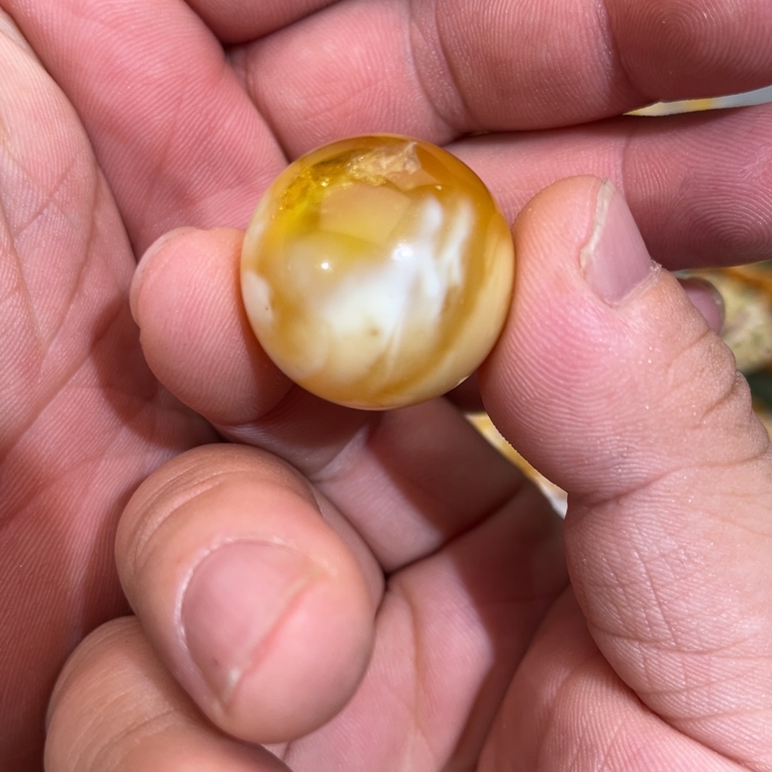 u***a蜜蜡未镶嵌手链爆金沙查处溶洞拉丝单珠27.4mm