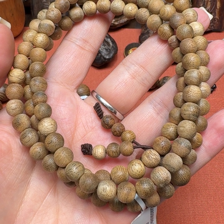 大叶紫檀（黑酸枝木类）