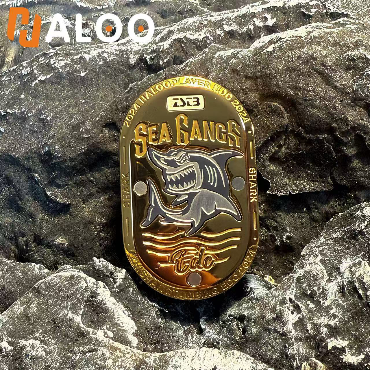 海鲨哈噜玩家律动edc推牌解减压黑科技玩具指尖陀螺手把件神器