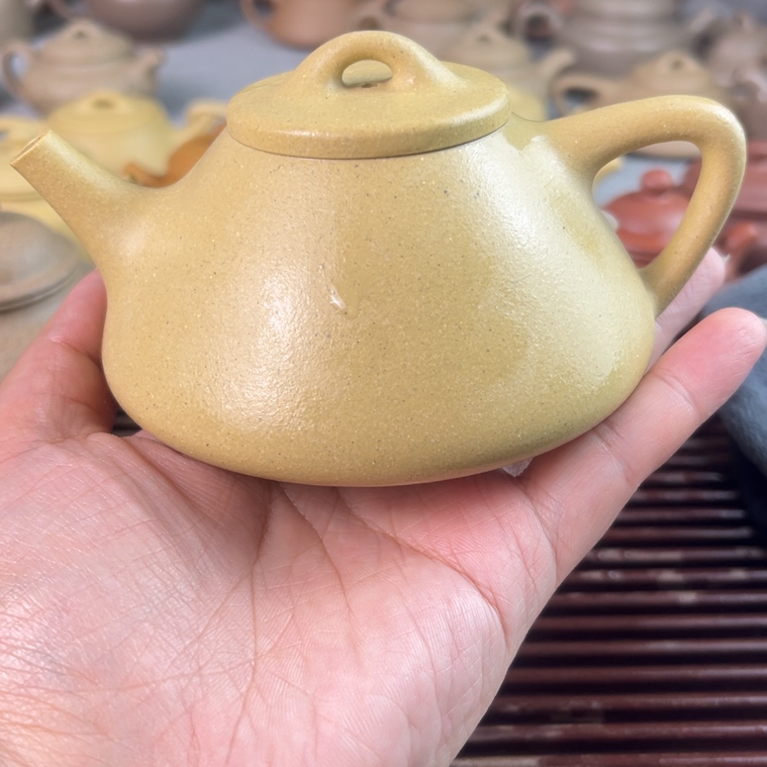 紫砂茶壶紫砂………………