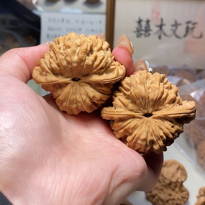 文玩核桃吊坠51官帽