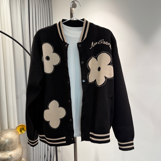 2150秋季新款棒球领毛衣慵懒风时尚休闲提花情侣毛衣开衫外套