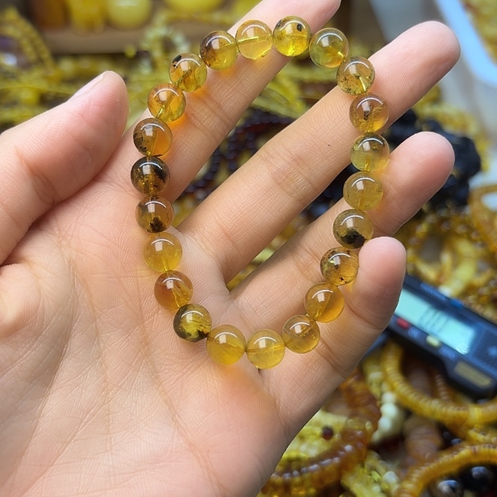 琥珀未镶嵌珠宝奇石