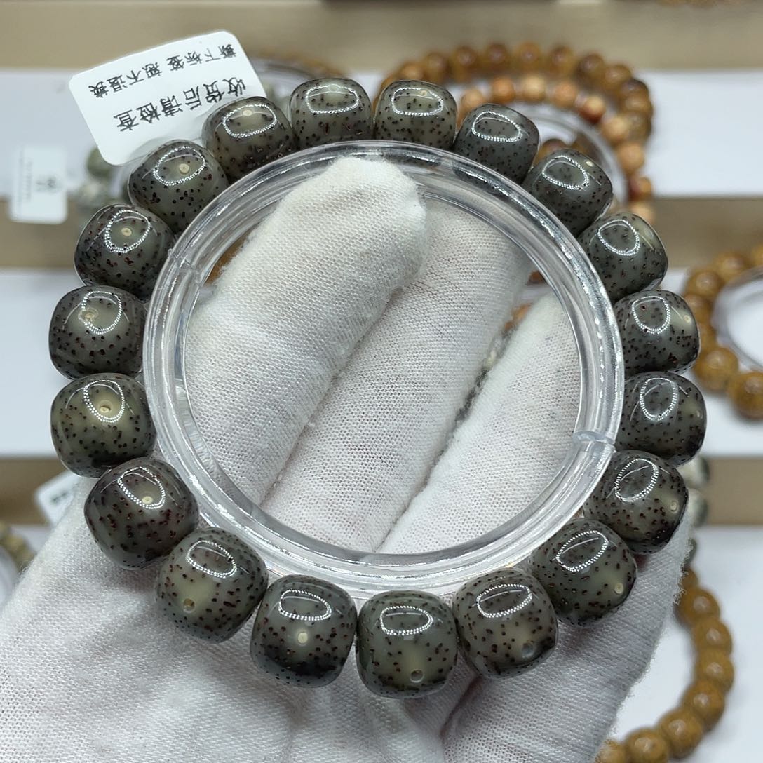 星月菩提手串12/11黑冰 精品头条