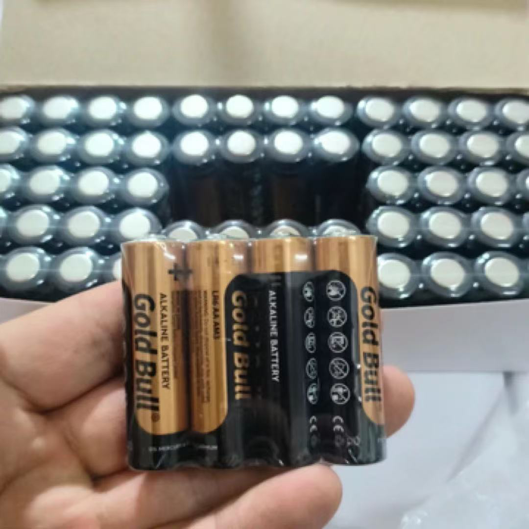 高品质7号电池（1卡4个）