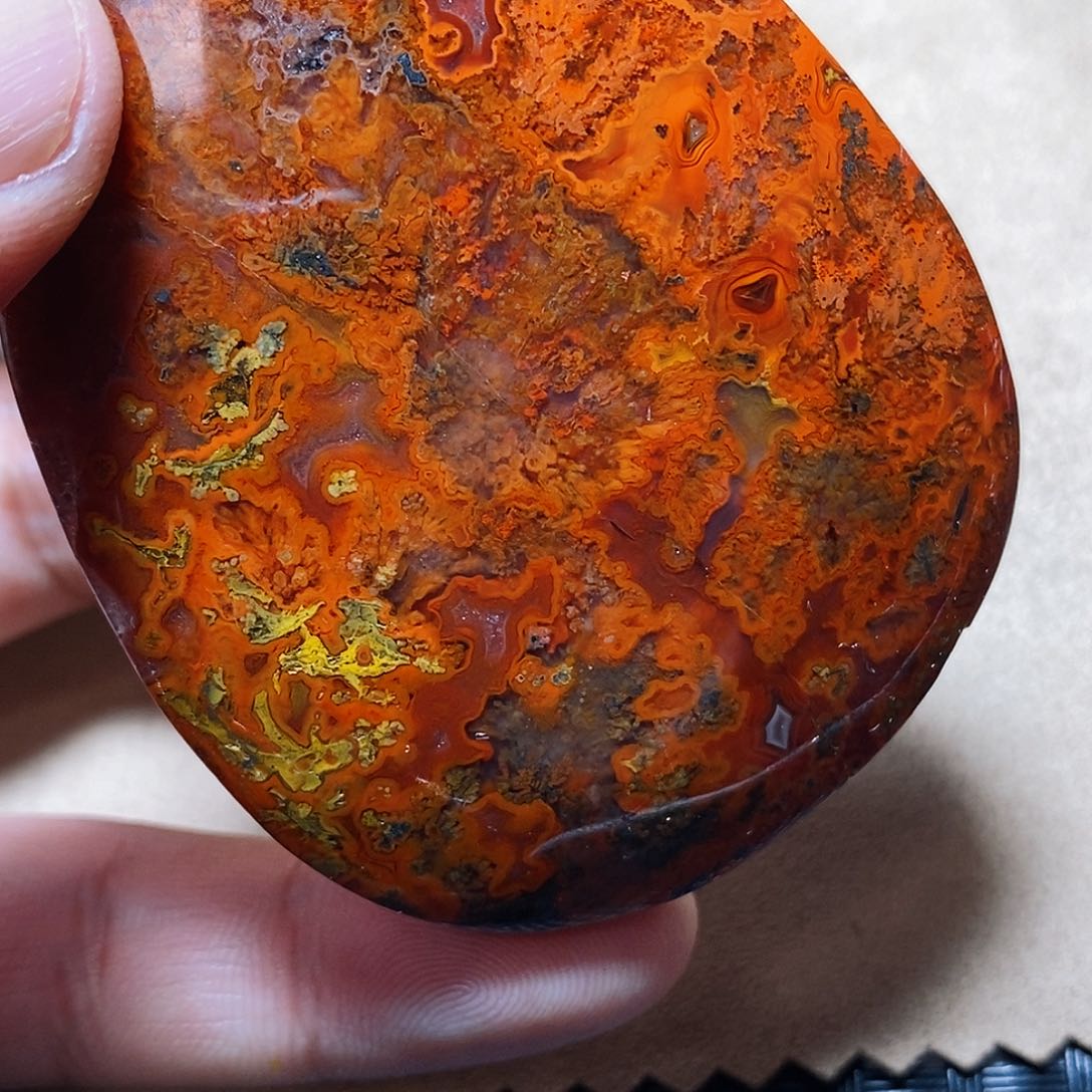 玛瑙/玉髓颈饰未镶嵌维*