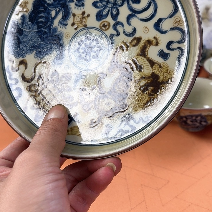 杯?***李釉面金狮子大壶乘