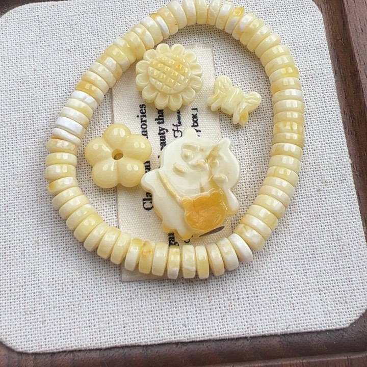 琥珀裸石未镶嵌蜜蜡