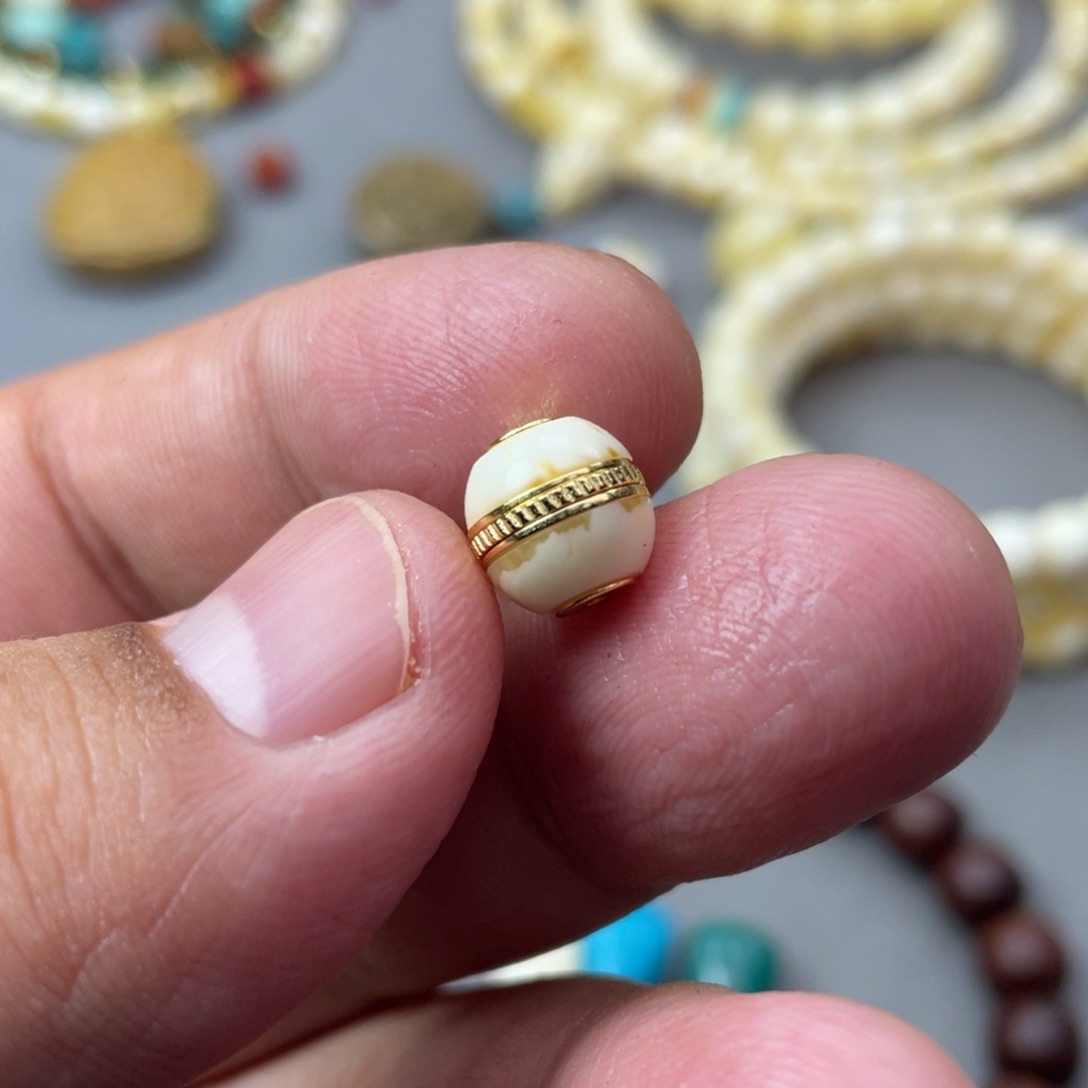 琥珀珠宝奇石未镶嵌12