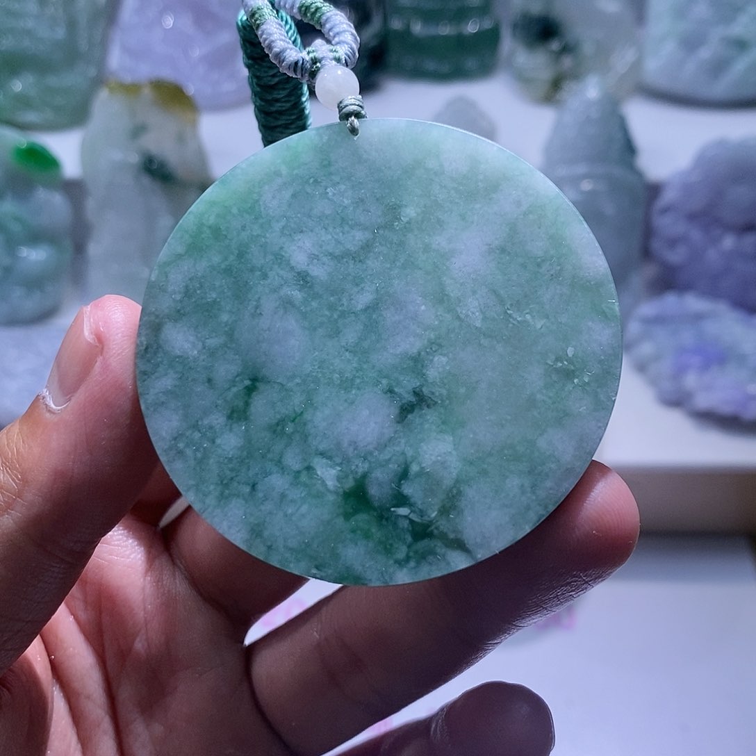 【闪购商品】翡翠颈饰未镶嵌无事牌