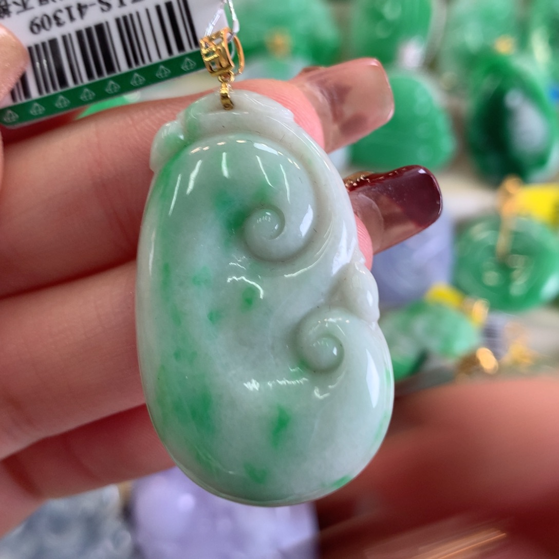 翡翠吊坠(不含链)18K金镶嵌