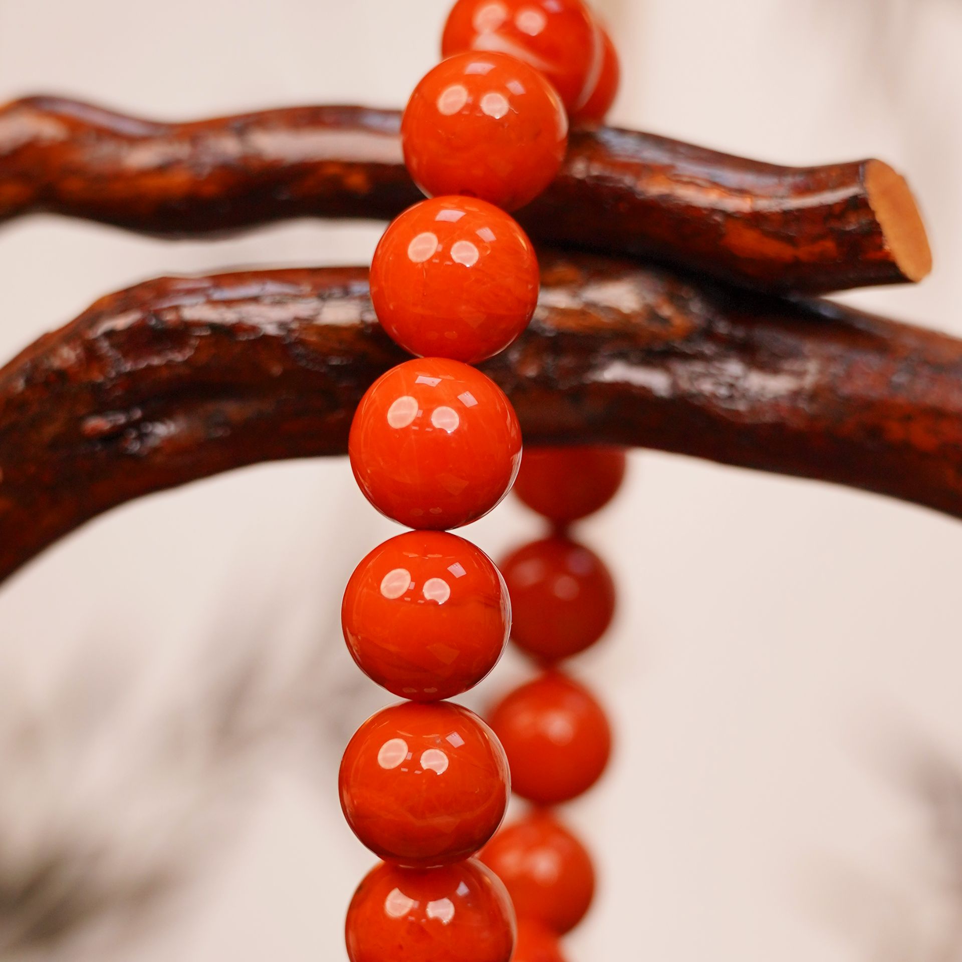 SNH10015精品 南红 玛瑙 满色满肉大圆珠手串13mm