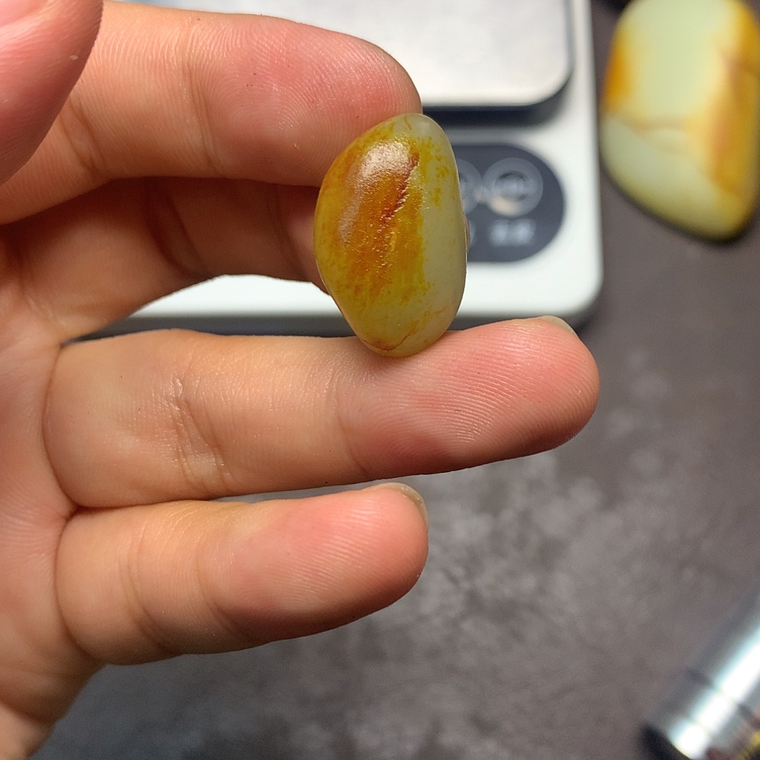 和田玉（糖玉）未镶嵌挂件