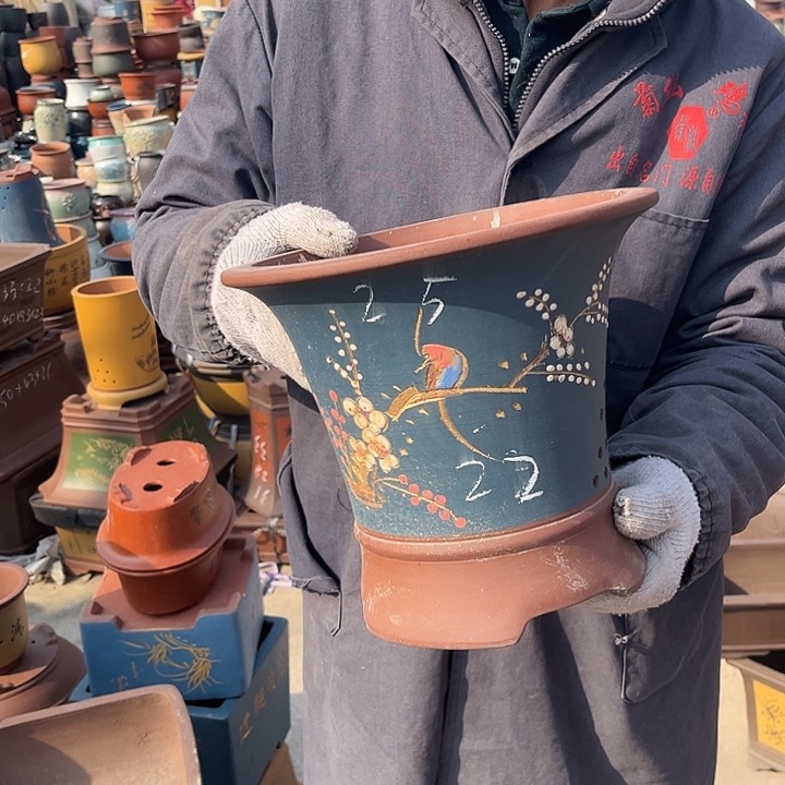 紫砂紫砂花盆和一