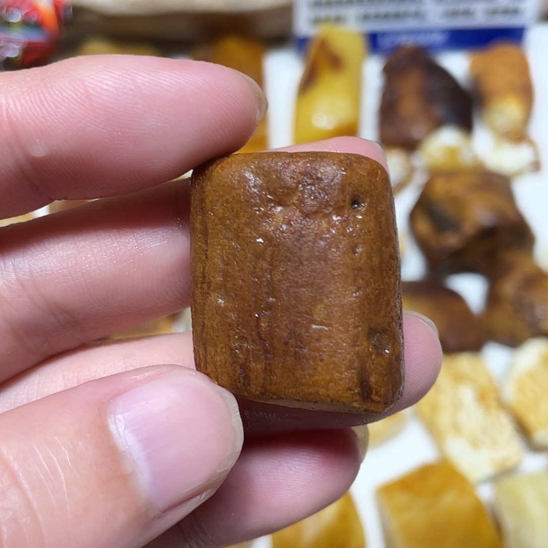 定制琥珀未镶嵌原矿琥珀