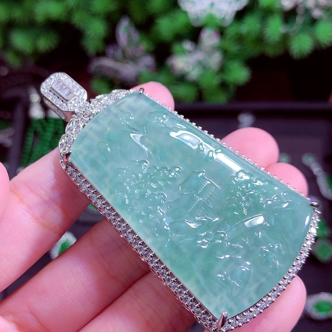 颈饰未镶嵌翡翠天然