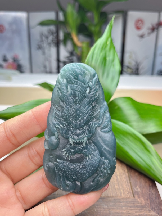 天然翡翠A货龙牌毛货抛光4天73.5•40.6•9.5