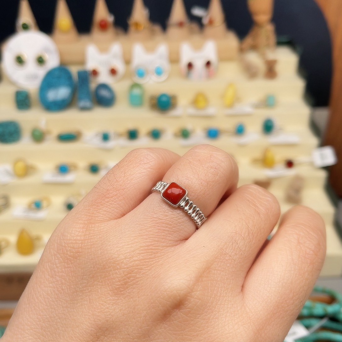 南红玛瑙戒指合金