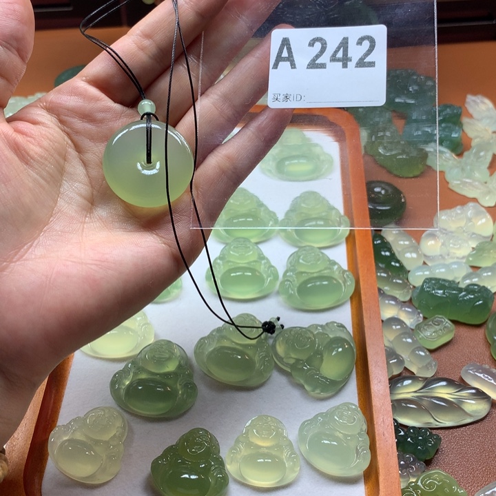 ঞ***࿐未镶嵌蛇纹石玉岫玉有棉