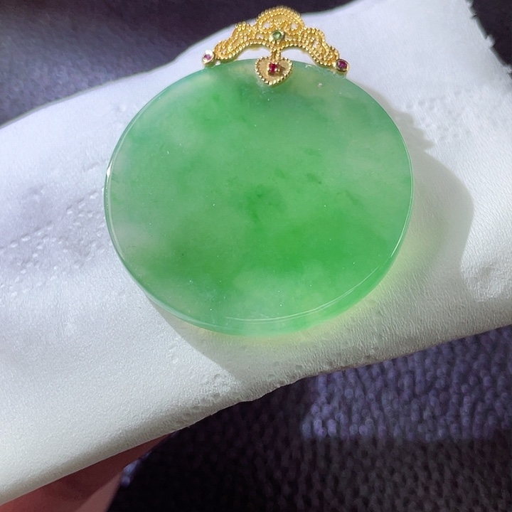 定制翡翠18K金镶嵌翡翠