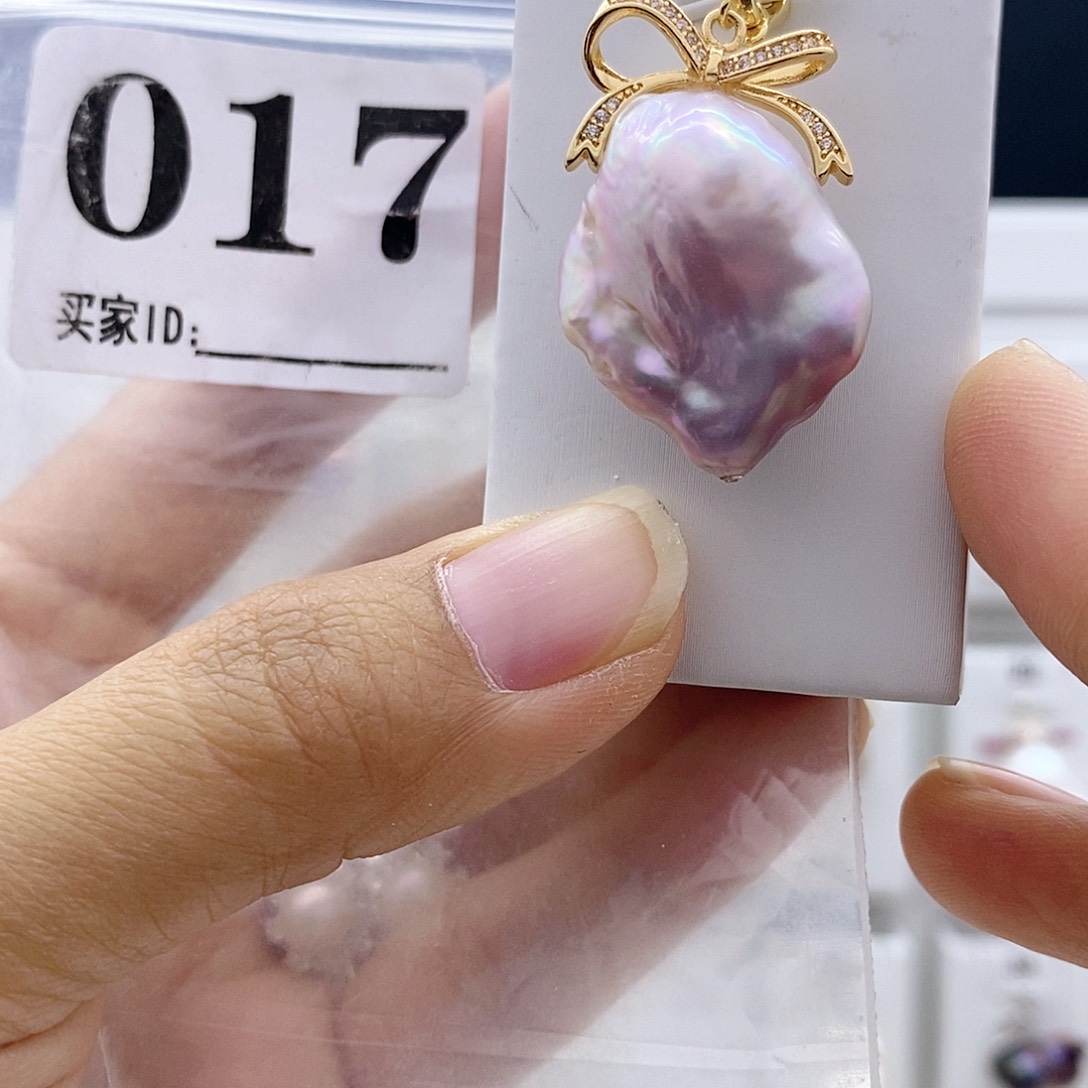 颈饰淡水珍珠钛钢