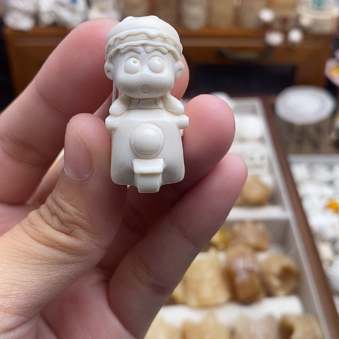 鹿骨把件c14小新摩托