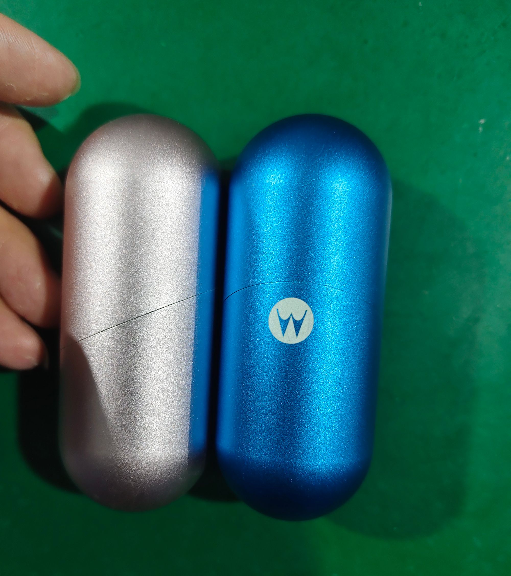 9新 Motorola/摩托罗拉 摩托罗拉 迷你豆入耳