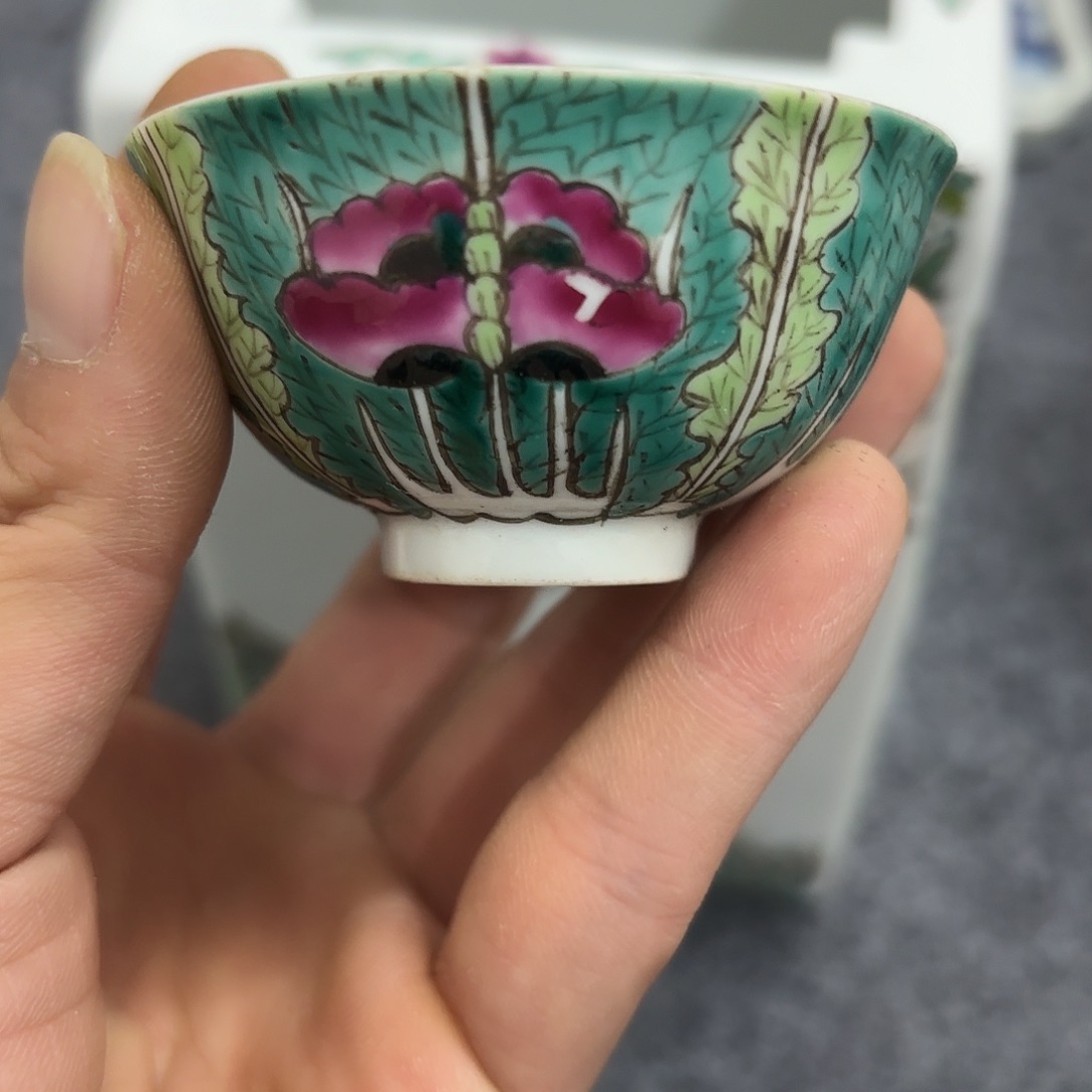 逍***子非古董现代工艺品