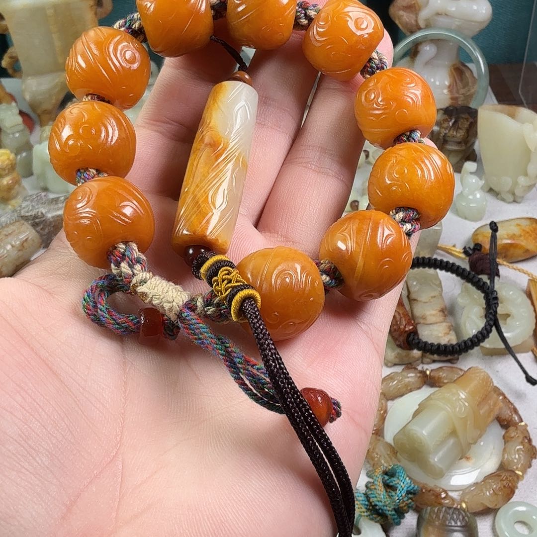 和田玉（糖玉）未镶嵌颈饰