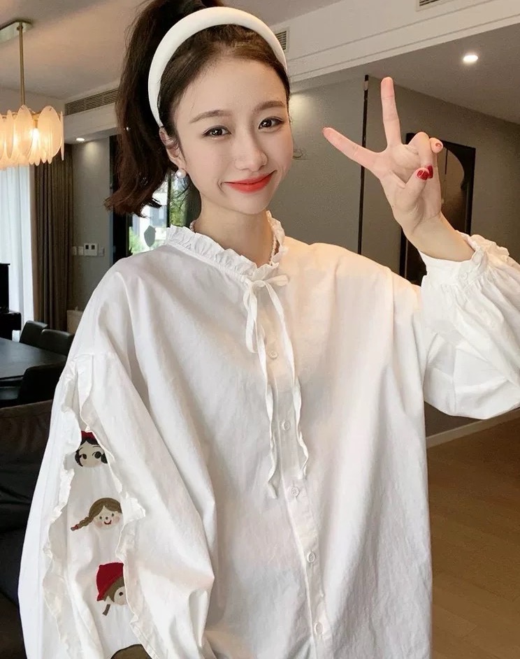 大码孕妇小娃娃立领开扣卡通刺绣长袖哺乳百搭衬衫2381