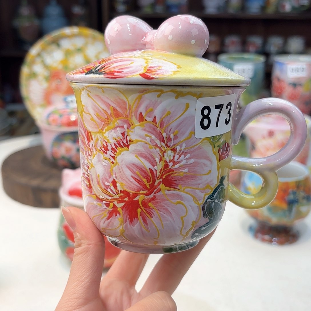 瓷片兔兔好可爱呀打