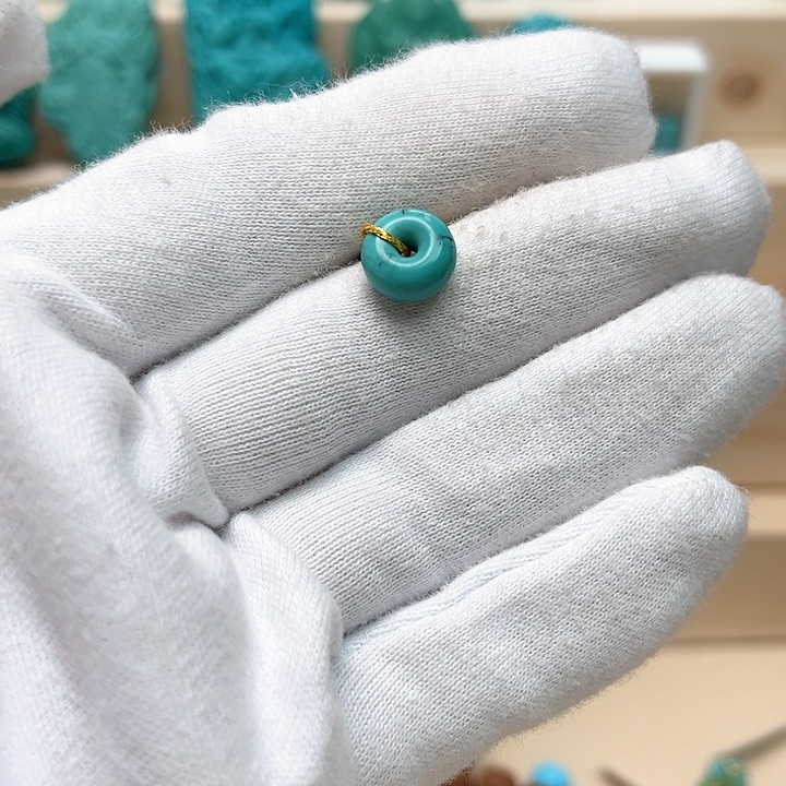 绿松石珠宝未镶嵌