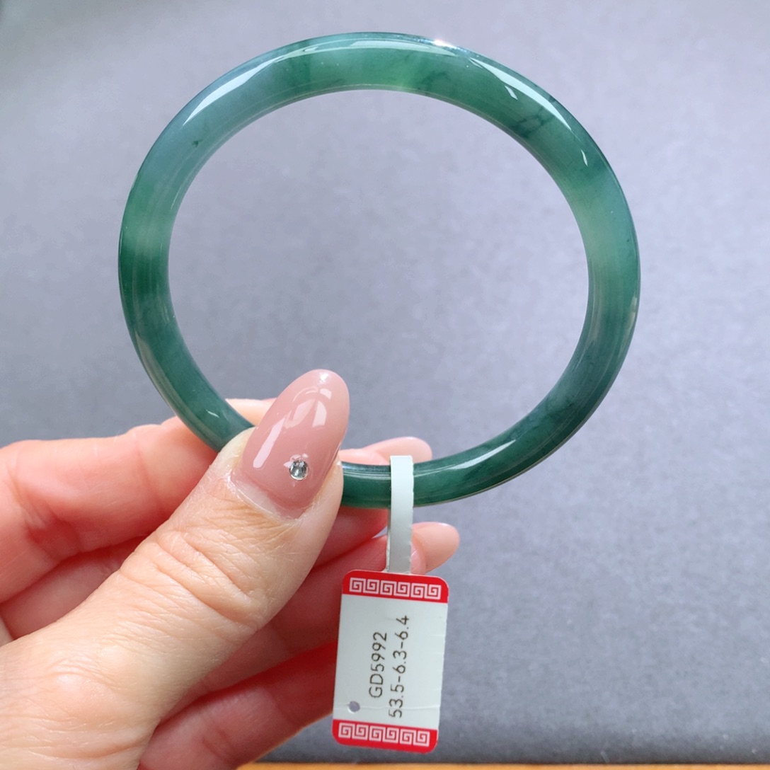 翡翠手镯未镶嵌天然翡翠手镯叮当镯