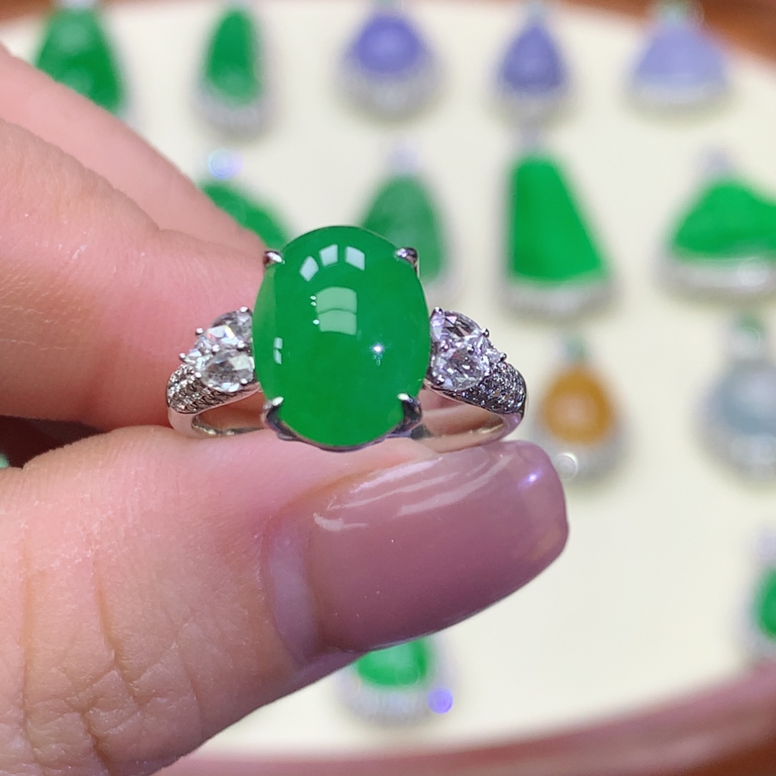 翡翠18K金镶嵌吊坠(不含链)