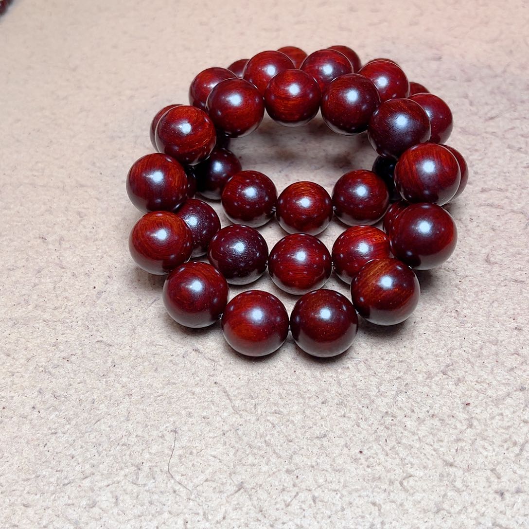 王***生小叶紫檀手串/手链1.8黑飘红带星