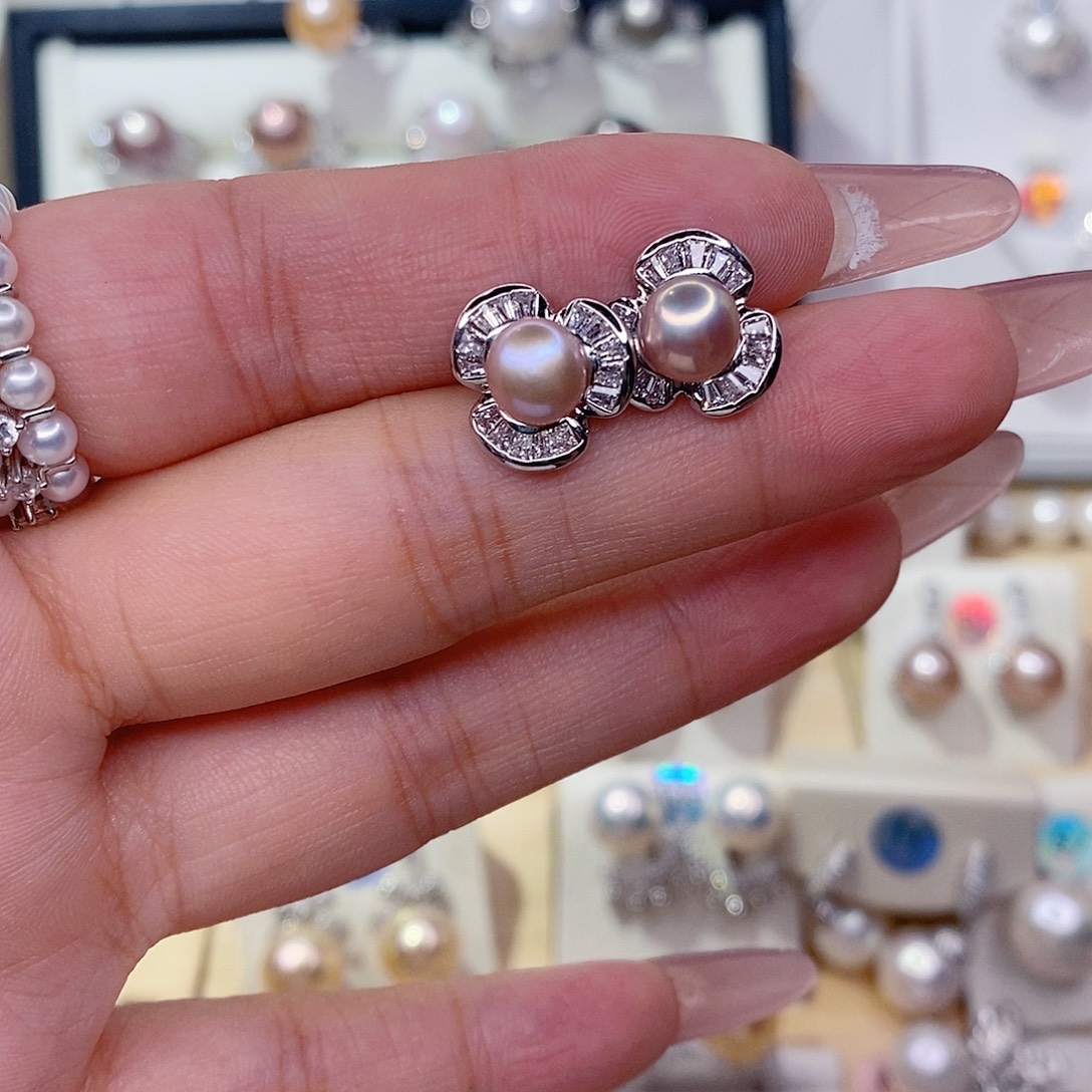 淡水珍珠未镶嵌耳饰