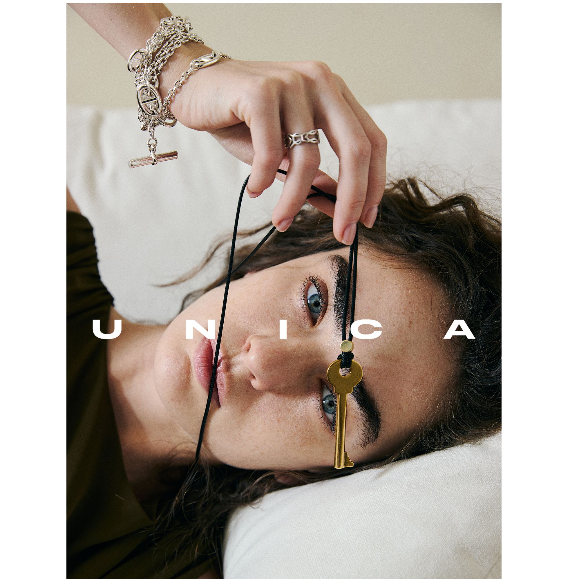 UNICA/搭配复古铜镀金银艺术感时髦造型开启命运之门钥匙吊坠项链