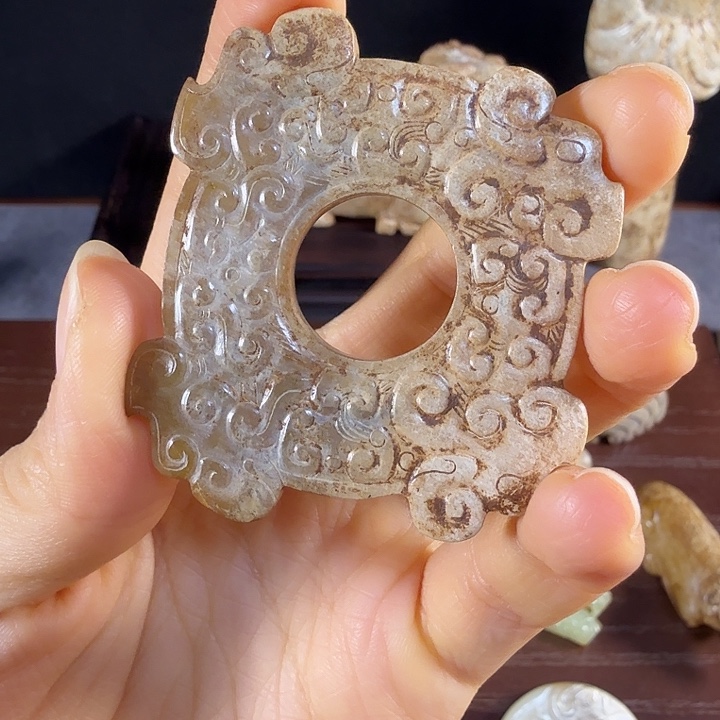 誰***民和田玉未镶嵌挂件