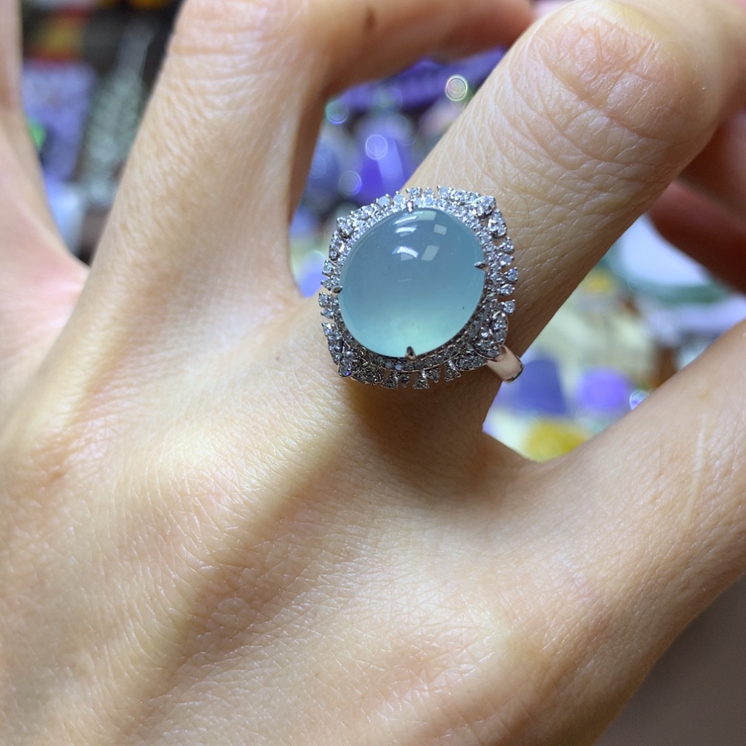 【闪购商品】翡翠颈饰18K金镶嵌翡翠