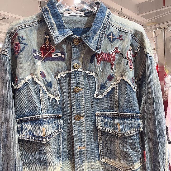 Gggggggggggggggg ggg 