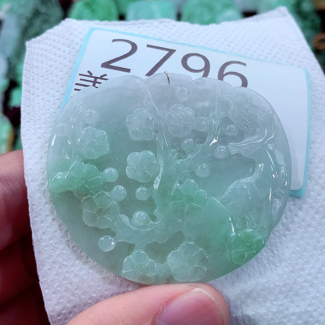 吊坠(不含链)未镶嵌翡翠