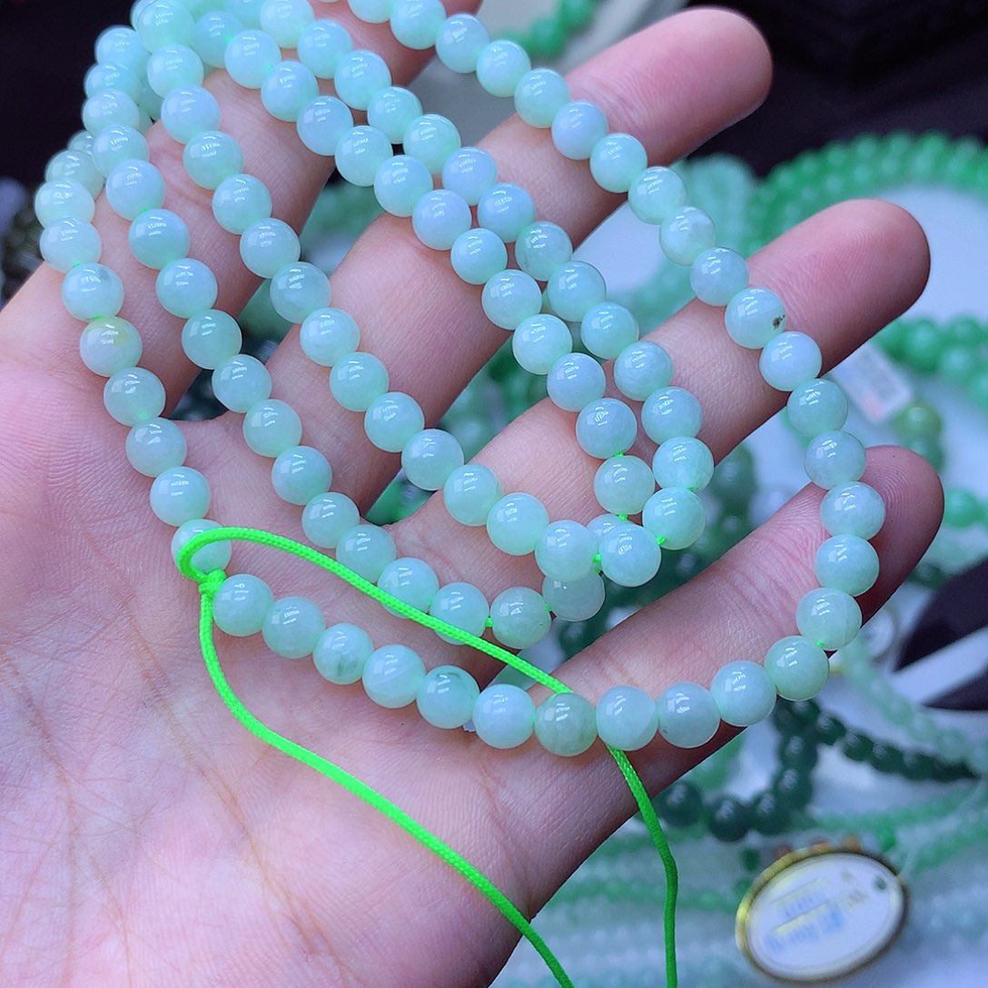 翡翠毛衣链未镶嵌