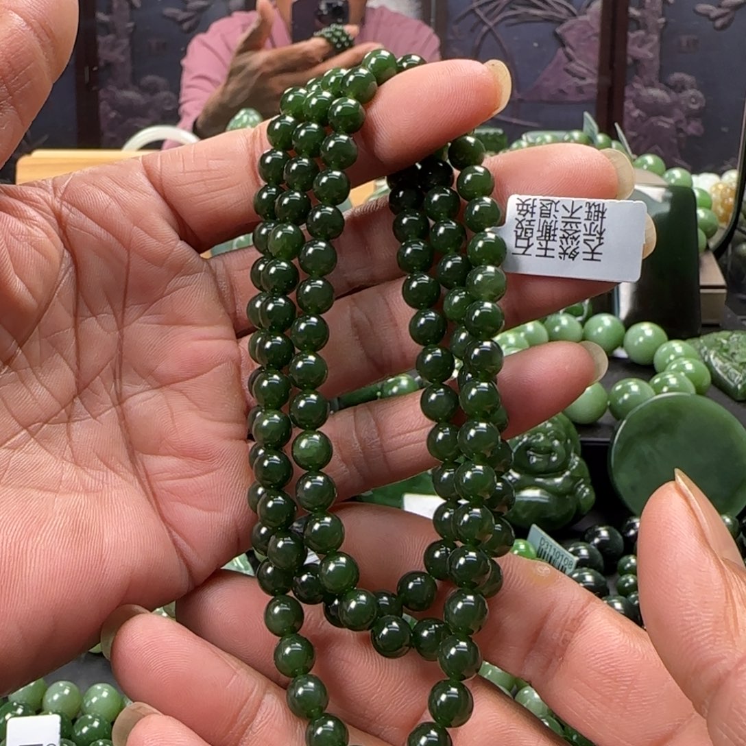 和田玉未镶嵌珠宝奇石