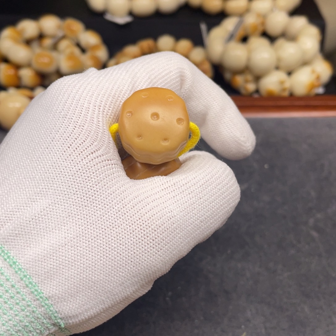 哈***)菩提根/象牙果手串130饼干单颗