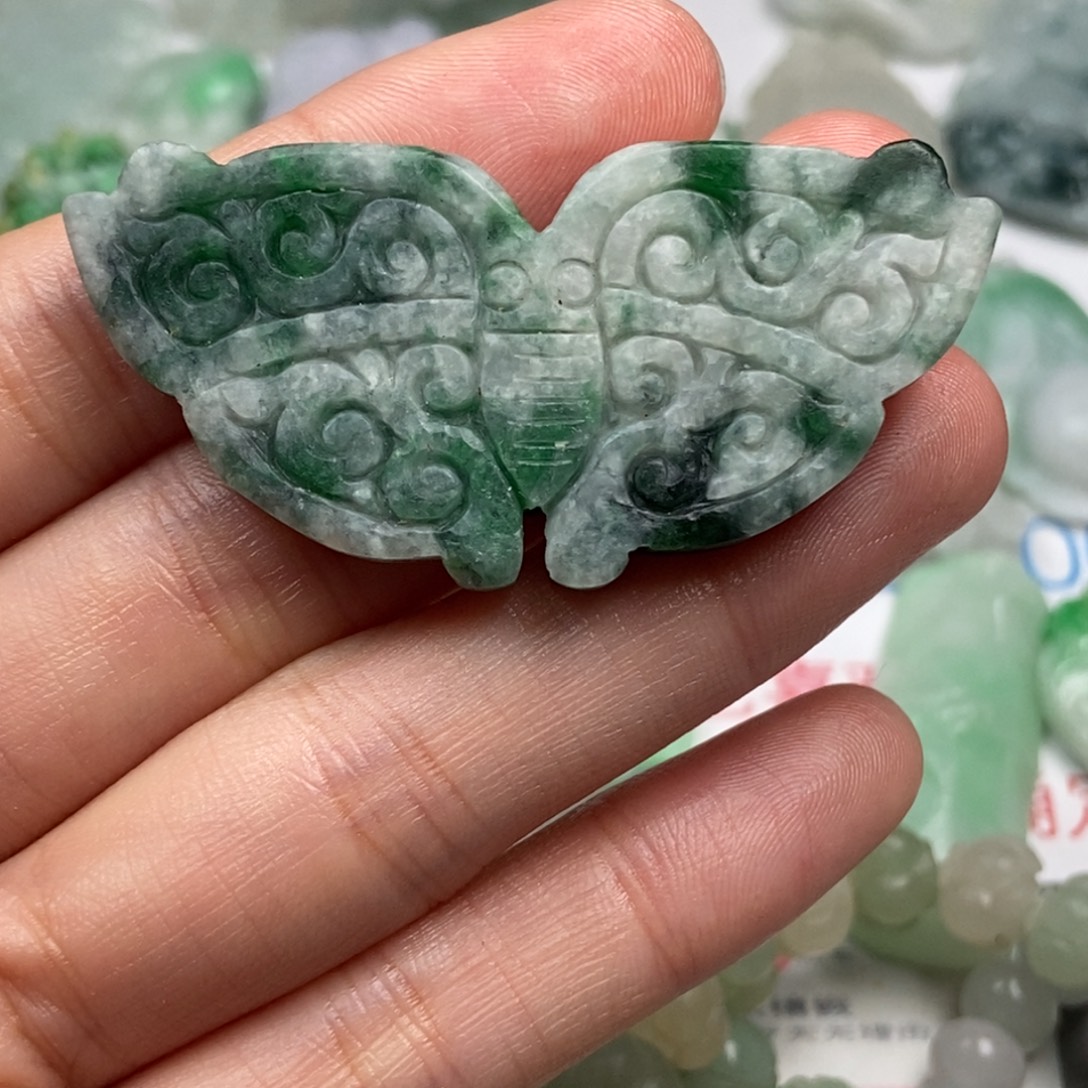 定制翡翠未镶嵌翡翠