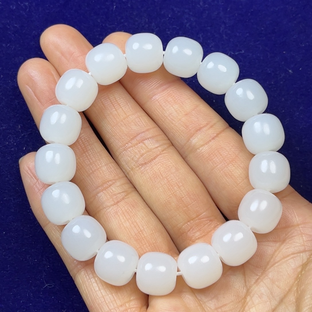 未镶嵌手串和田玉